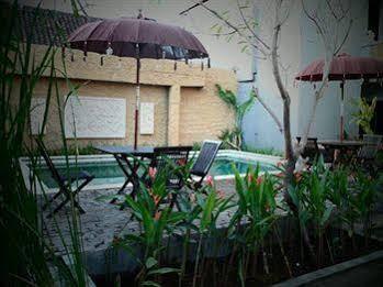 Bagus Hayden Hotel Kuta Lombok Exteriér fotografie